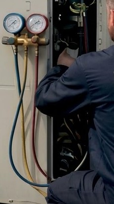 Engineer connecting gauges